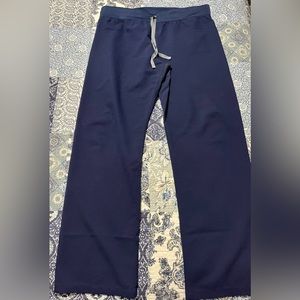 2 Pair Figs Livingston Basic Scrub Pants. Large, Navy